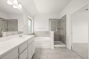 914 Madeline Ln, Cleburne, TX 76033 - Photo 14