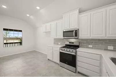 914 Madeline Lane, Cleburne, TX 76033 - Photo 2