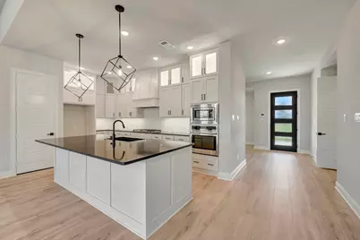 2245 Village Trail, Lakewood Village, TX 75068 - Photo 14