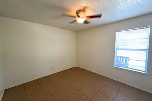219 Fry St, Denton, TX 76201 - Photo 8