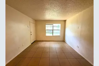 219 Fry Street #1, Denton, TX 76201 - Photo 2