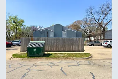 219 Fry Street #1, Denton, TX 76201 - Photo 18