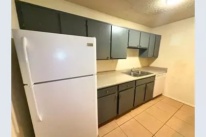 219 Fry Street #1, Denton, TX 76201 - Photo 6