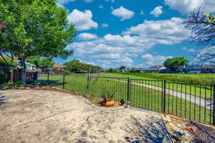 424 Baverton Ln, Fort Worth, TX 76052 - Photo 30