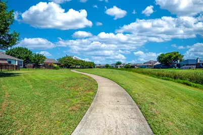 424 Baverton Lane, Fort Worth, TX 76052 - Photo 32