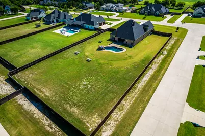 1111 Hayfield Drive, Midlothian, TX 76065 - Photo 30