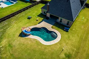 1111 Hayfield Dr, Midlothian, TX 76065 - Photo 32