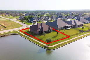 6605 Pinehurst Dr, Granbury, TX 76049 - Photo 2