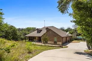 209 Churchill Ct, Weatherford, TX 76085 - Photo 32