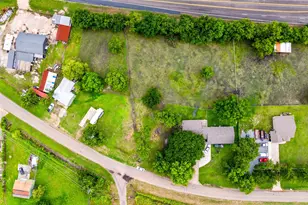 4295 County Rd 1152, Greenville, TX 75401 - Photo 14