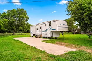 4295 County Rd 1152, Greenville, TX 75401 - Photo 10