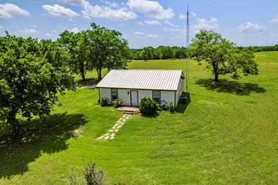 1922 Bethel Cannon Road, Whitewright, TX 75491 - Photo 34