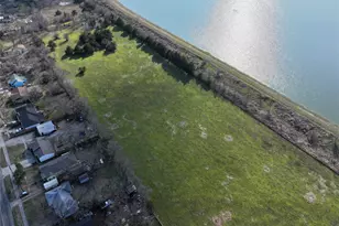 1215 Wolfe City Dr, Greenville, TX 75401 - Photo 4