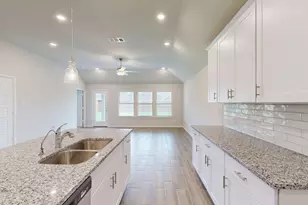 408 Wydown Dr, Princeton, TX 75407 - Photo 4