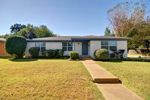 3700 Jeanette Dr, Fort Worth, TX 76109 - Photo 2