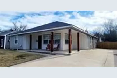 1709 Sycamore #2, Commerce, TX 75428 - Photo 2