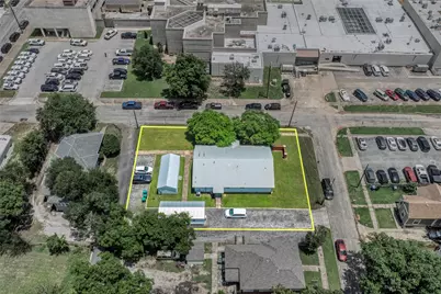 220 S Elm Street, Sherman, TX 75090 - Photo 2