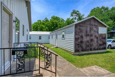 220 S Elm Street, Sherman, TX 75090 - Photo 12
