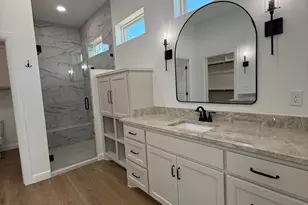 192 Lakeview Cir, Pilot Point, TX 76258 - Photo 18