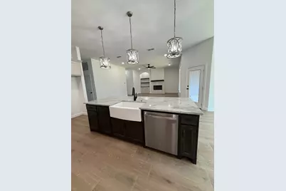 192 Lakeview Circle, Pilot Point, TX 76258 - Photo 6