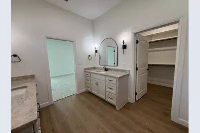 192 Lakeview Circle, Pilot Point, TX 76258 - Photo 20