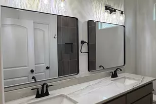 192 Lakeview Cir, Pilot Point, TX 76258 - Photo 32