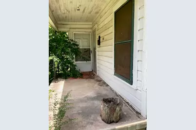 253 Graham Avenue, Bonham, TX 75418 - Photo 2