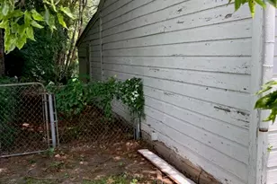 253 Graham Ave, Bonham, TX 75418 - Photo 4