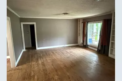 709 Highland Drive, Palestine, TX 75801 - Photo 2