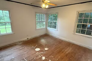 709 Highland Dr, Palestine, TX 75801 - Photo 16