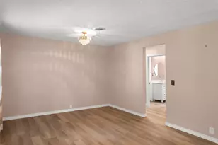 414 W Doyle St, Granbury, TX 76048 - Photo 26