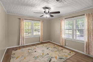 414 W Doyle St, Granbury, TX 76048 - Photo 22