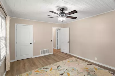 414 W Doyle Street, Granbury, TX 76048 - Photo 24