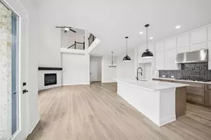 2225 Heather Hls Dr, Fort Worth, TX 76008 - Photo 16