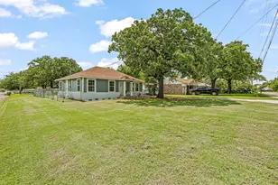 690 S 5th Ave, Stephenville, TX 76401 - Photo 4