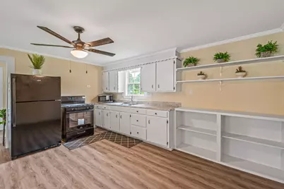 690 S Fifth Avenue, Stephenville, TX 76401 - Photo 10