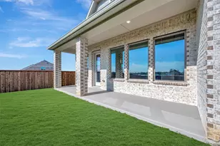 2218 Village Trl, Lakewood Village, TX 75068 - Photo 2