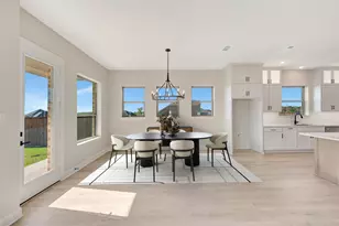 2218 Village Trl, Lakewood Village, TX 75068 - Photo 6