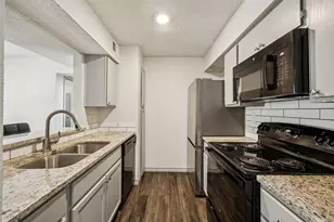 6050 Melody Ln, Dallas, TX 75231 - Photo 6