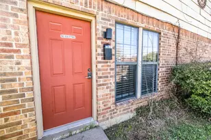 1912 Dorothy Ln, Fort Worth, TX 76107 - Photo 2