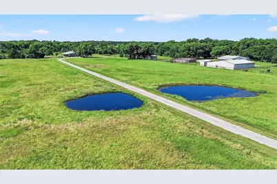 12041 Bell Road, Pilot Point, TX 76258 - Photo 34