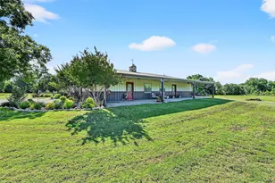 12041 Bell Rd, Pilot Point, TX 76258 - Photo 30