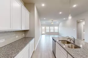 7533 Lavender Ln, Denton, TX 76249 - Photo 4