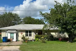 507 S Colorado St, Whitney, TX 76692 - Photo 2