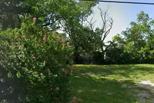 3003 Park St, Greenville, TX 75401 - Photo 1