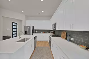 437 Waterscape Dr, Hickory Creek, TX 75065 - Photo 12