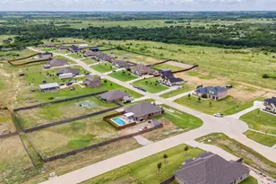 230 Highgate Dr, Venus, TX 76084 - Photo 32