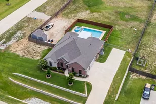 230 Highgate Dr, Venus, TX 76084 - Photo 1