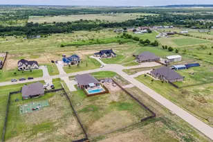 230 Highgate Dr, Venus, TX 76084 - Photo 6