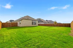 565 Pebble Dr, Waxahachie, TX 75167 - Photo 28